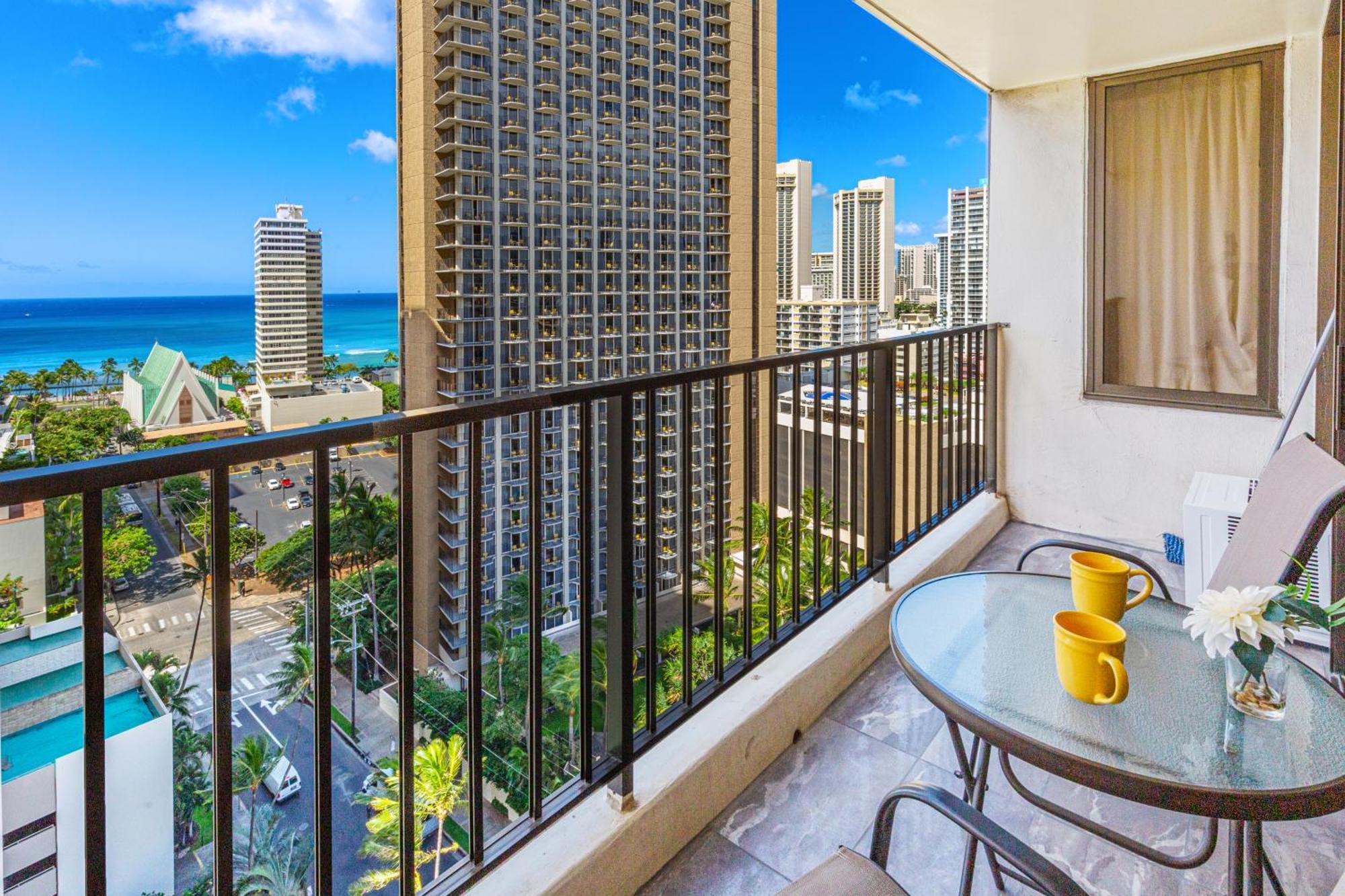 Renovated Ocean View Suite, Near Beach, Free Parking Χονολουλού Εξωτερικό φωτογραφία