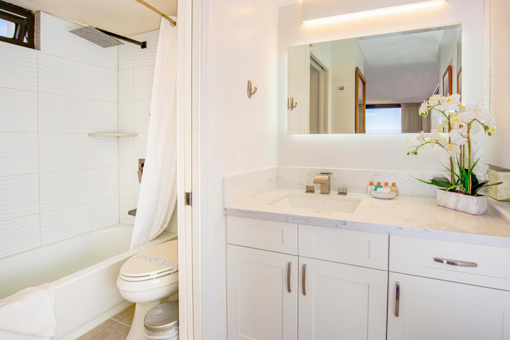 Renovated Ocean View Suite, Near Beach, Free Parking Χονολουλού Εξωτερικό φωτογραφία